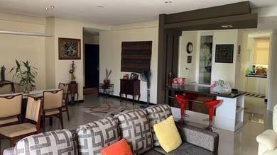 Condominium For Sale in Hing Tower