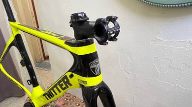 Carbon Frame tweeter r10 pro size 52 + Wheelset R