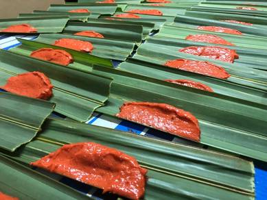 Pengedar otak otak ikan klang