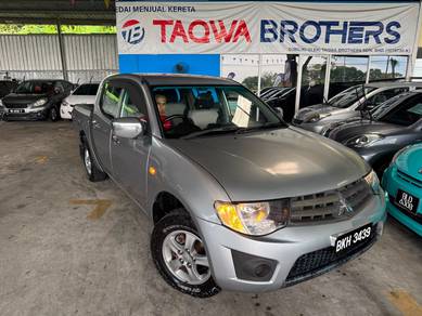 Mitsubishi Triton in Senai, JHR