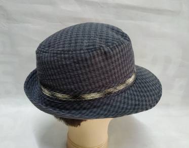 Fedora hat