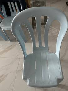 kerusi plastik