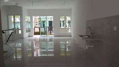 3-storey Terraced House For Rent in Semenyih,SGR
