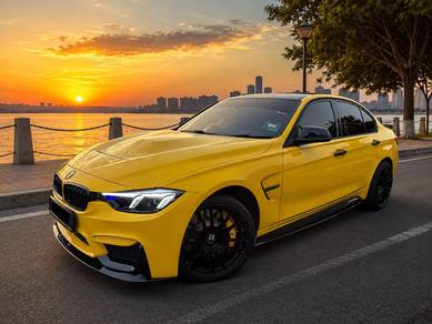 BMW 320i 20i M SPORTS (CKD) in Batu Pahat, JHR