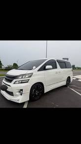 Toyota Vellfire Z PLATINUM SELECTION in Kuching, SWK