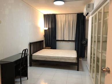 Room in Seri Kembangan, SGR