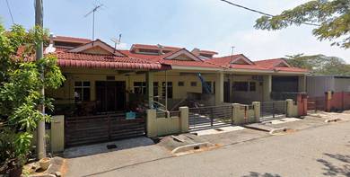 Semi-Detached House For Sale in Penaga,PNG