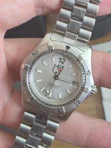 Tag Heuer 2000 Professional 