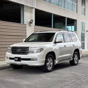 Toyota Land Cruiser 46 AXG V8 in Kota Kinabalu, SBH