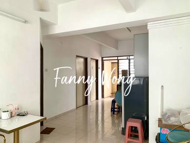 Condominium For Sale in Edgecumbe Court