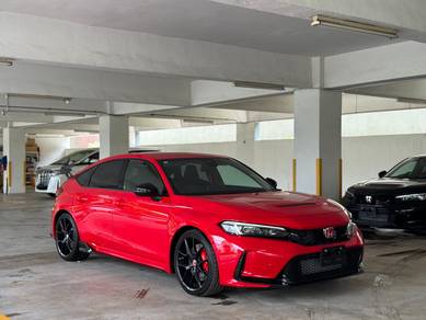 Honda Civic Type R TYPE R in Desa Petaling, KUL