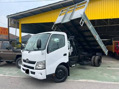 2016 Hino WU720R Steel Tipper 14'6