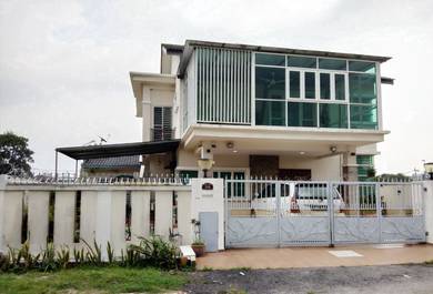 Bungalow House For Sale in Puchong,SGR