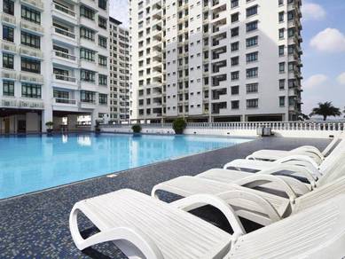 Service Residence For Sale in The Heritage