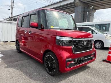 Honda N BOX CUSTOM L TURBO in Kajang, SGR