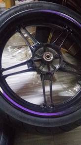 Sport Rim+ tayar original Yamaha Y16 untuk dijual