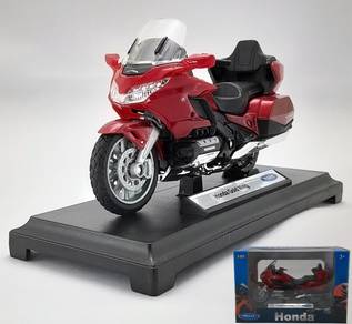 2020 HONDA Goldwing (1:18) Diecast Model Motorbike