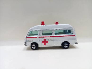 Vintage 1980 Tomica No.36 Nissan Caravan Ambulance