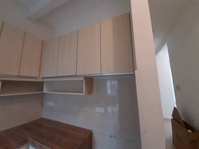 Kitchen cabinet divider