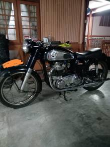 Norton Commando