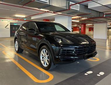 Porsche Cayenne BASE in Damansara Heights, KUL