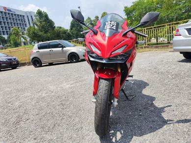Honda CBR150R