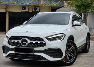 Mercedes Benz GLA250 250 AMG LINE in Setapak, KUL