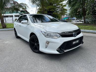 Toyota Camry HYBRID in Bukit Jalil, KUL