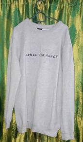 Baju lengan panjang Armani Exchange  