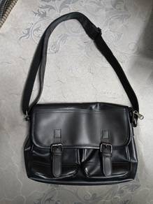 Sling Bag Man's