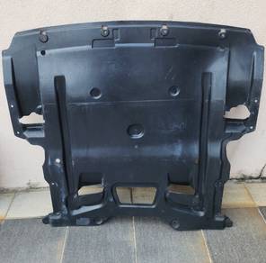 BMW F10 Undercarriage Plastic Cover (5 Series)