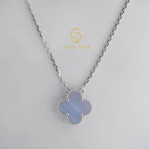 Van Cleef & Arpels Vintage Alhambra Pendant GA1102