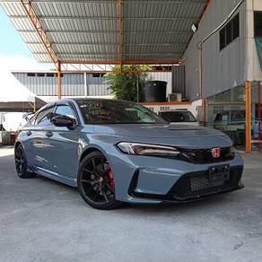 Honda Civic Type R TYPE R in Old Klang Road, KUL