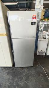 peti ais dua pintu 375liter