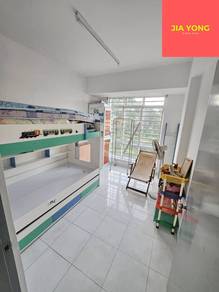 Apartment For Sale in Suria Vista