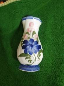 vase small