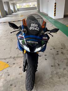 Yamaha R15