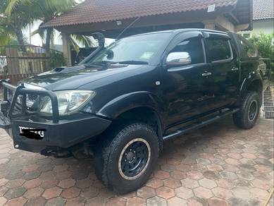 Toyota Hilux G in Bukit Payung, TRG