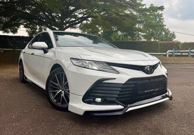 2023 Toyota Camry V
