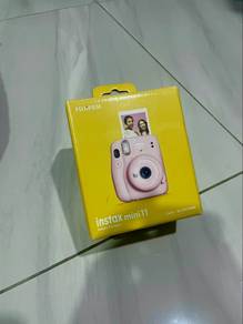 Fujifilm Instax Mini 11 – Second, Ready to Use 📸