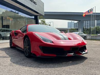 Ferrari 488 PISTA in Kota Damansara, SGR