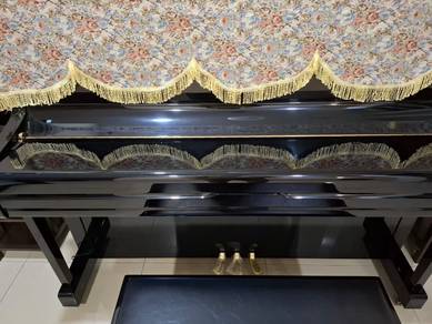 Yamaha U1J PE