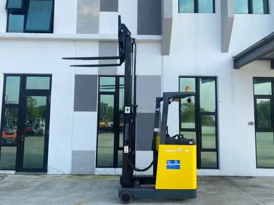 TOYOTA Forklift Reach Truck Stacker - New Battery
