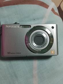 Panasonic Lumix DMC F2 Camera 