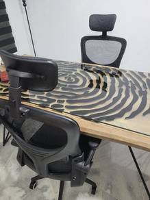 2 unit gaming or office chair