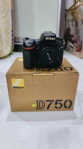 Nikon D750 body
