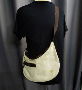 Fred Perry Banana Sling Bag with canvas and leathe