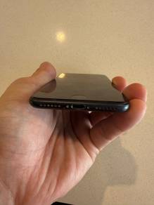 iPhone SE 3rd Gen ‘22 64GB | 88% Battery