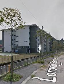 Flat For Sale in Santuary Court