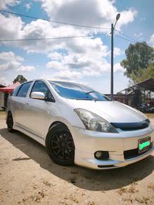 Toyota Wish X in Chukai, TRG